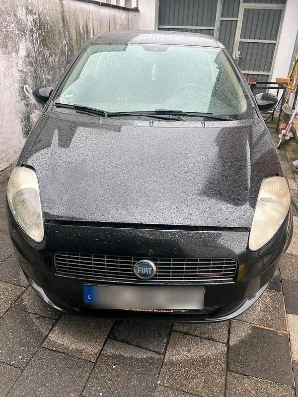 Schwarz Gebraucht 2006 Fiat Punto Kleinwagen | 500 € (Guter Preis) - Bild 1/4