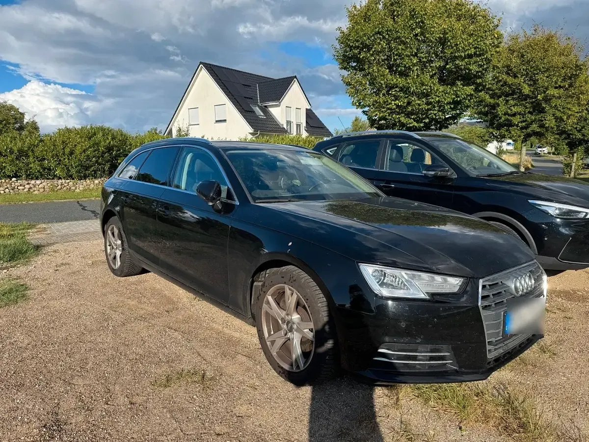 Gebraucht Audi A4 S-Line 150 PS (110 kW) 2017 Schwarz Kombi