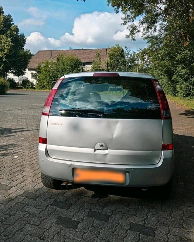 Gebraucht Opel Meriva 90 PS (66 kW) 2005 Silber Van / Kleinbus