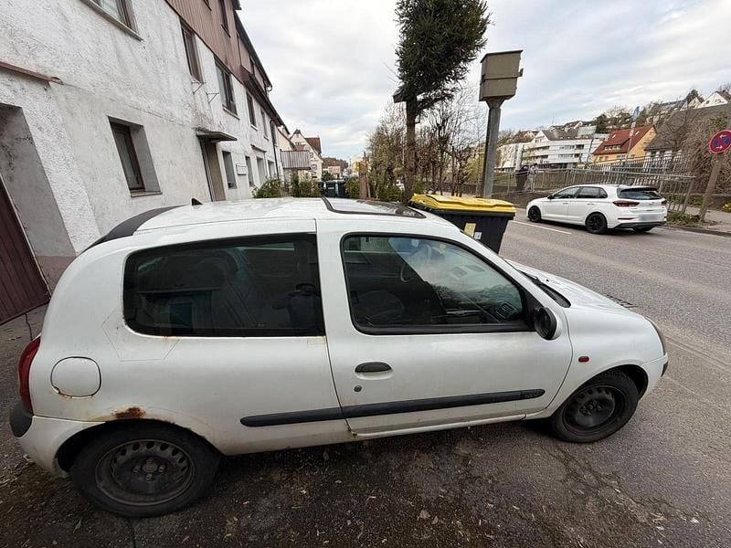 Gebraucht Renault Clio II Expression 75 PS (55 kW) 2001 Weiß Limousine