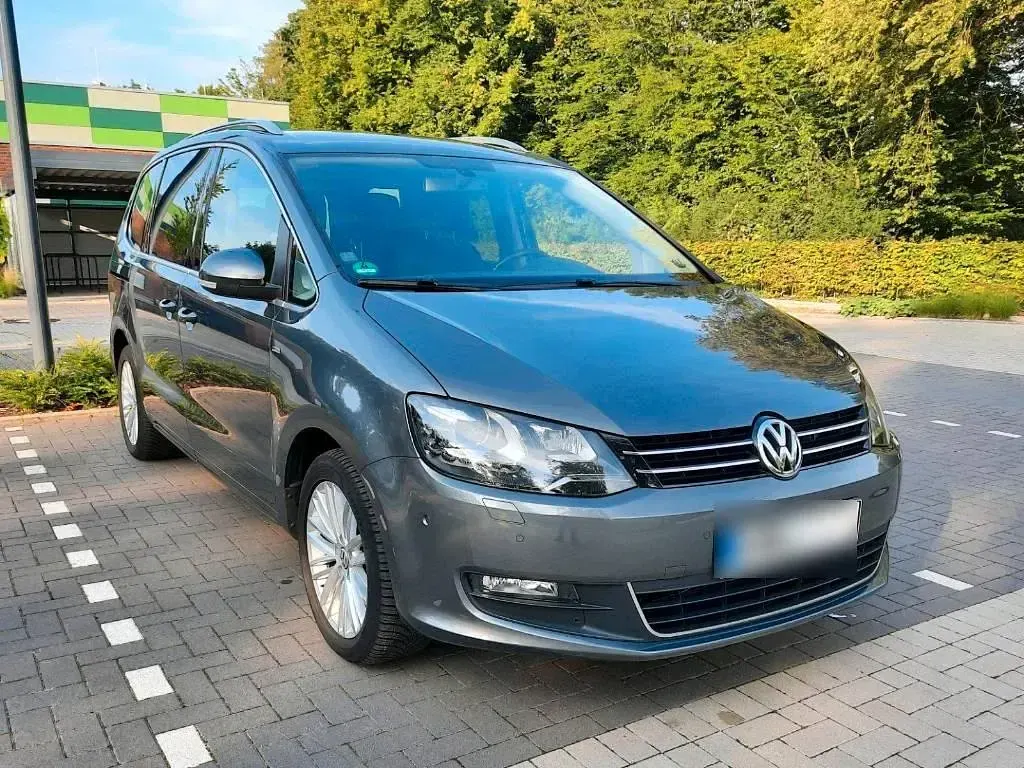 Gebraucht VW Sharan Cup 150 PS (110 kW) 2014 Grau Van / Kleinbus