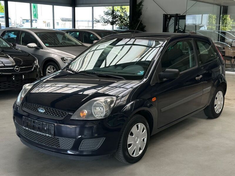 Blau Gebraucht 2007 Ford Fiesta Fun X Kleinwagen | 2.990 € (Teuer) - Bild 1/4