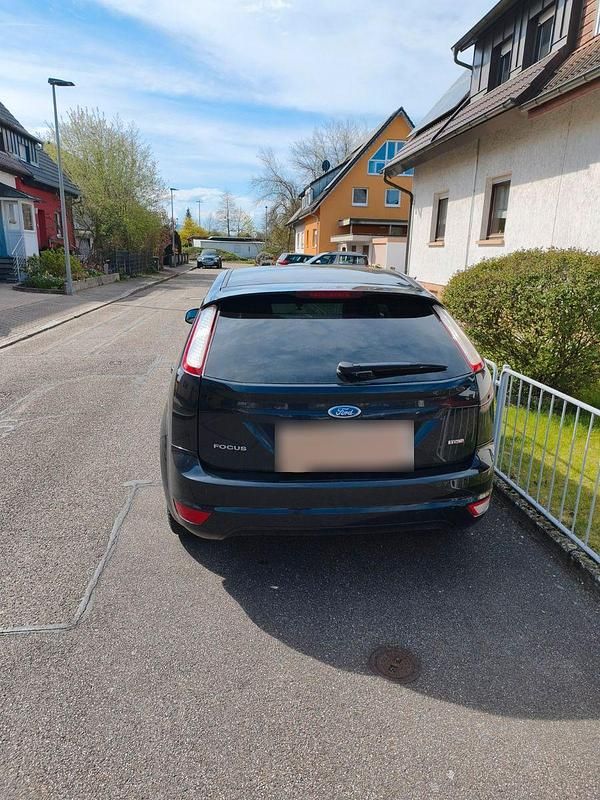 Usata Ford Focus 109 CV (80 kW) 2009 Nero Berlina