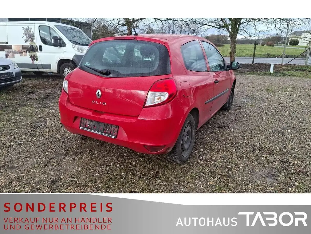 Gebraucht Renault Clio IV 75 PS (55 kW) 2012 Unbekannt Kleinwagen