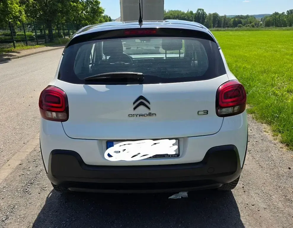 Gebraucht Citroën C3 Feel 83 PS (61 kW) 2019 Weiß Kleinwagen