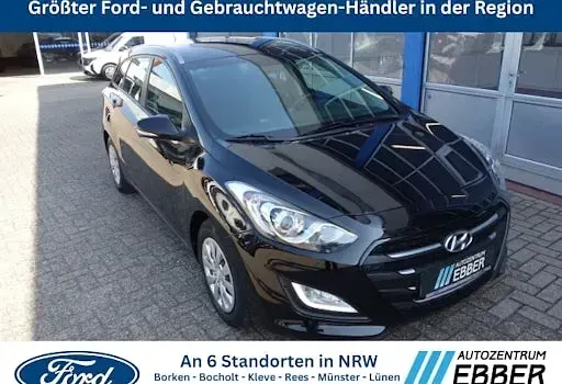 Gebraucht Hyundai i30 Trend 110 PS (80 kW) 2017 Kombi