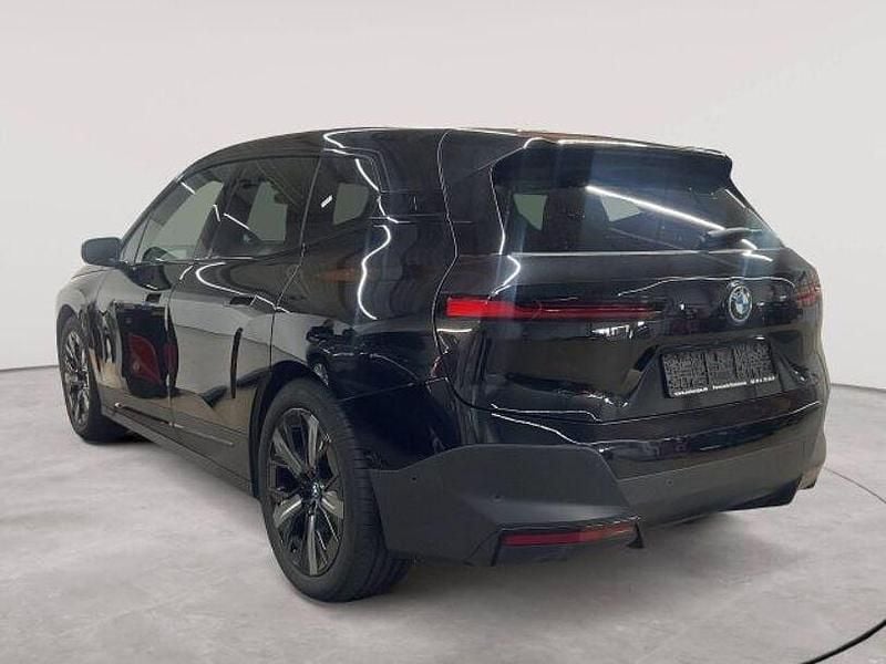 Gebraucht BMW iX Shadowline 384 kW (523 PS) 2022 Saphirschwarz metallic SUV
