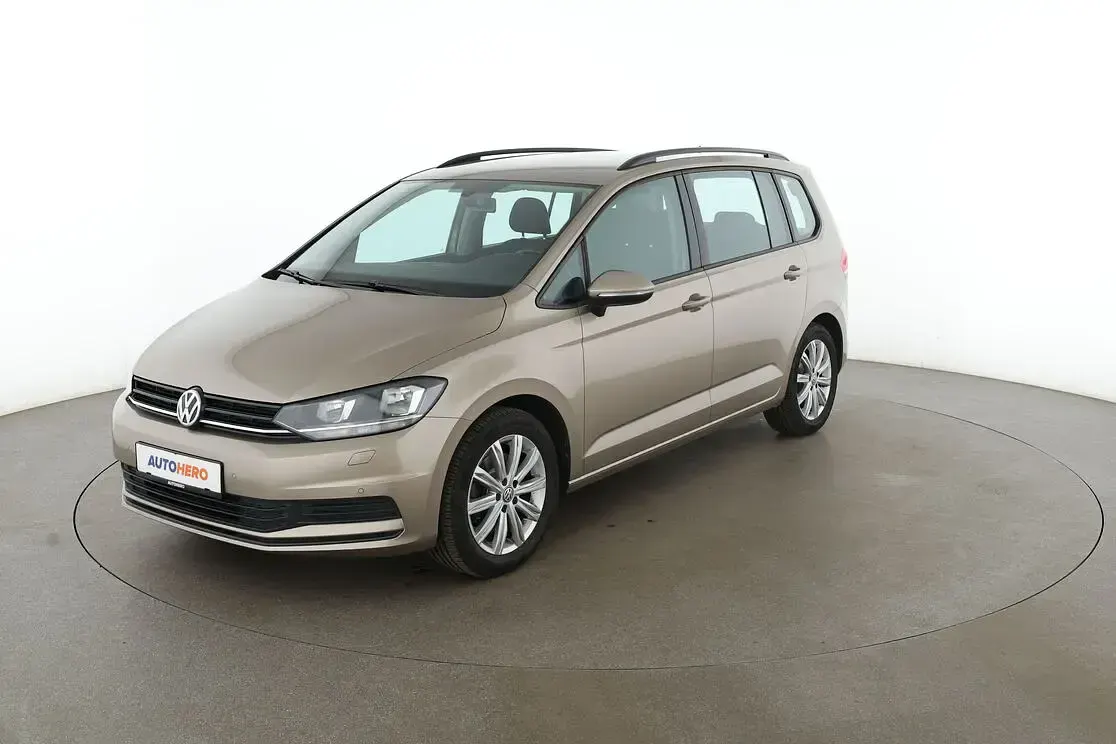 Gebraucht VW Touran Trendline 115 PS (84 kW) 2018 Van / Kleinbus