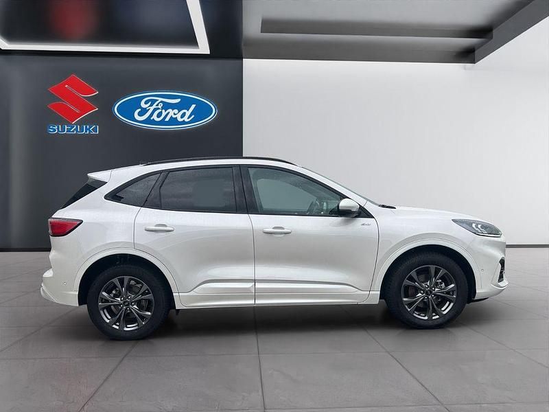 Gebraucht Ford Kuga ST-Line X 224 PS (164 kW) 2022 Weiß SUV