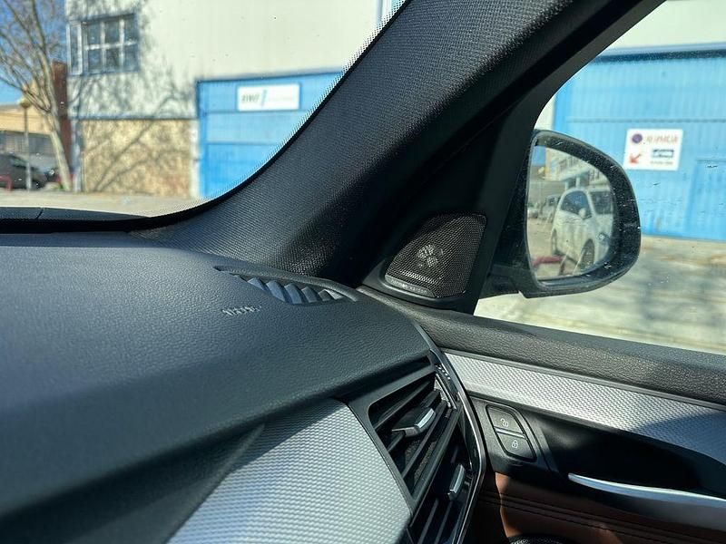 Gebraucht BMW X5 Performance 258 PS (189 kW) 2016 Schwarz SUV