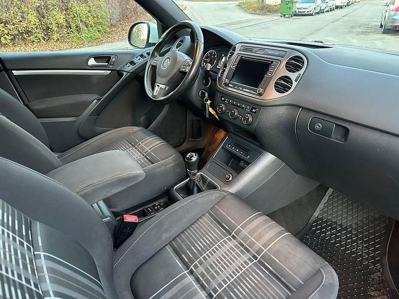 Gebraucht VW Tiguan LOUNGE 150 PS (110 kW) 2016 Weiß SUV