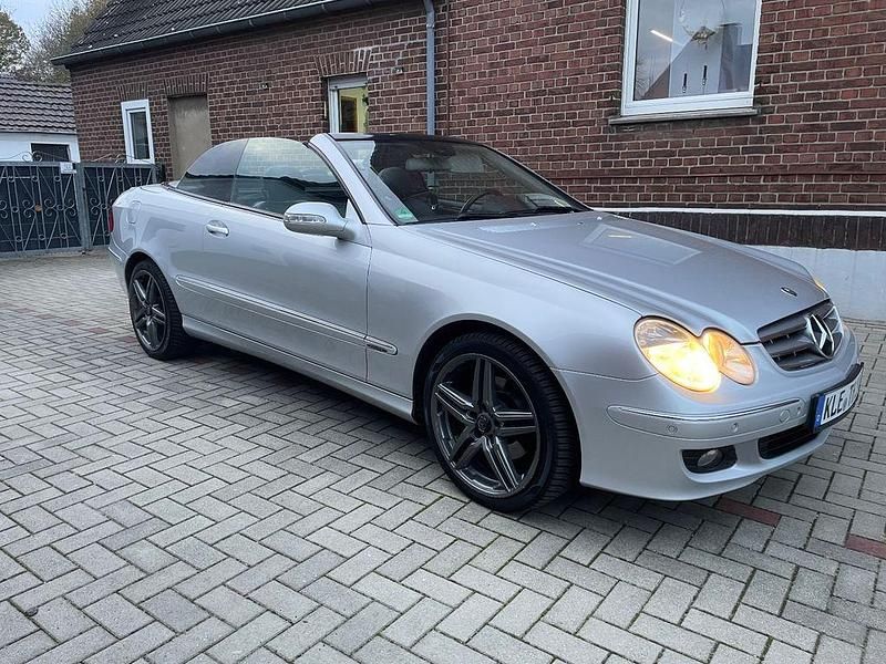 Silber Gebraucht 2005 Mercedes CLK200 Elegance Cabrio | 7.490 € (Fairer Preis) - Bild 1/4