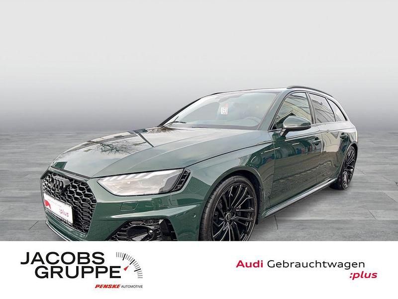 Gebraucht Audi RS4 Ambiente 450 PS (330 kW) 2024 Goodwoodgrün, perleffekt Kombi