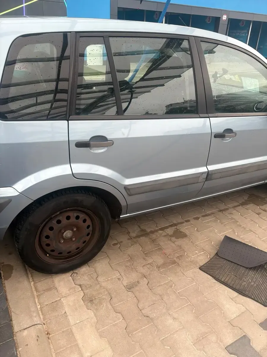 Gebraucht Ford Fusion 75 PS (55 kW) 2006 Blau Kleinwagen