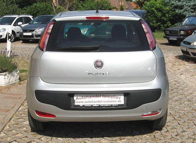 Gebraucht Fiat Punto Evo 68 PS (50 kW) 2012 Silber Kleinwagen