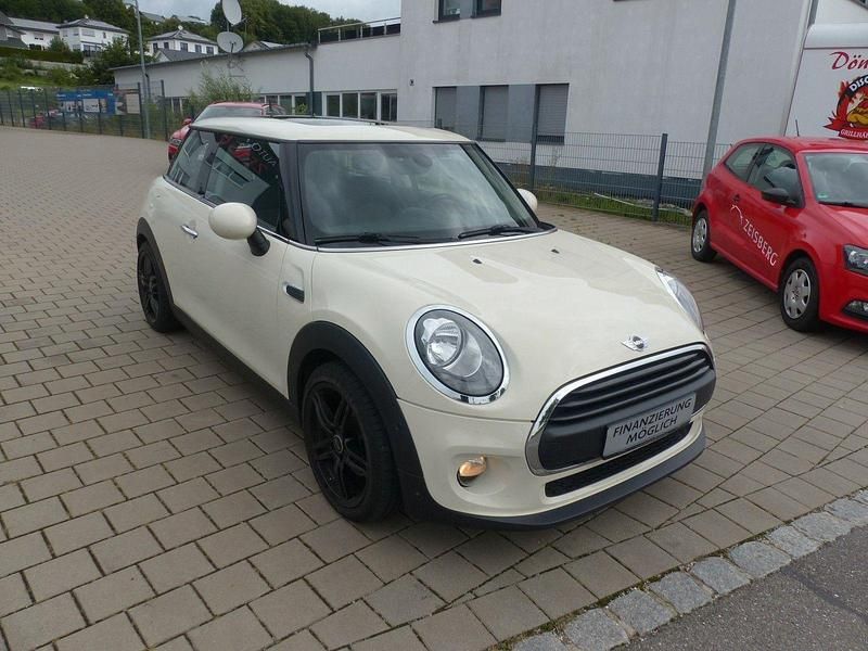Gebraucht Mini ONE 102 PS (75 kW) 2016 Weiß Kleinwagen