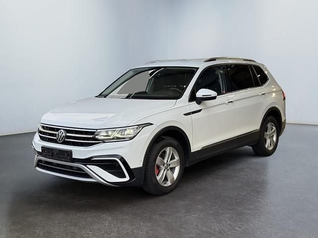 Gebraucht VW Tiguan Allspace Elegance 150 PS (110 kW) 2023 Pure white SUV