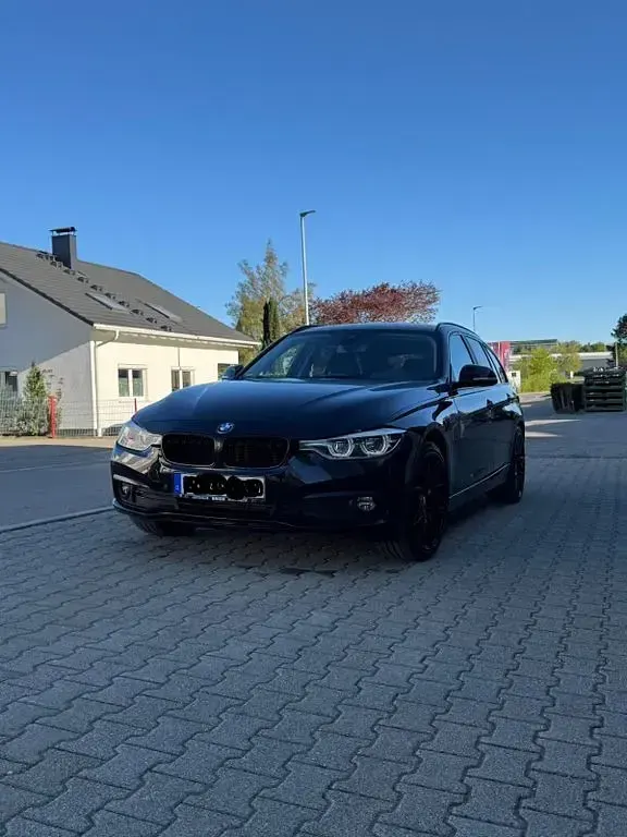Gebraucht BMW 318 Advantage 150 PS (110 kW) 2018 Schwarz Kombi