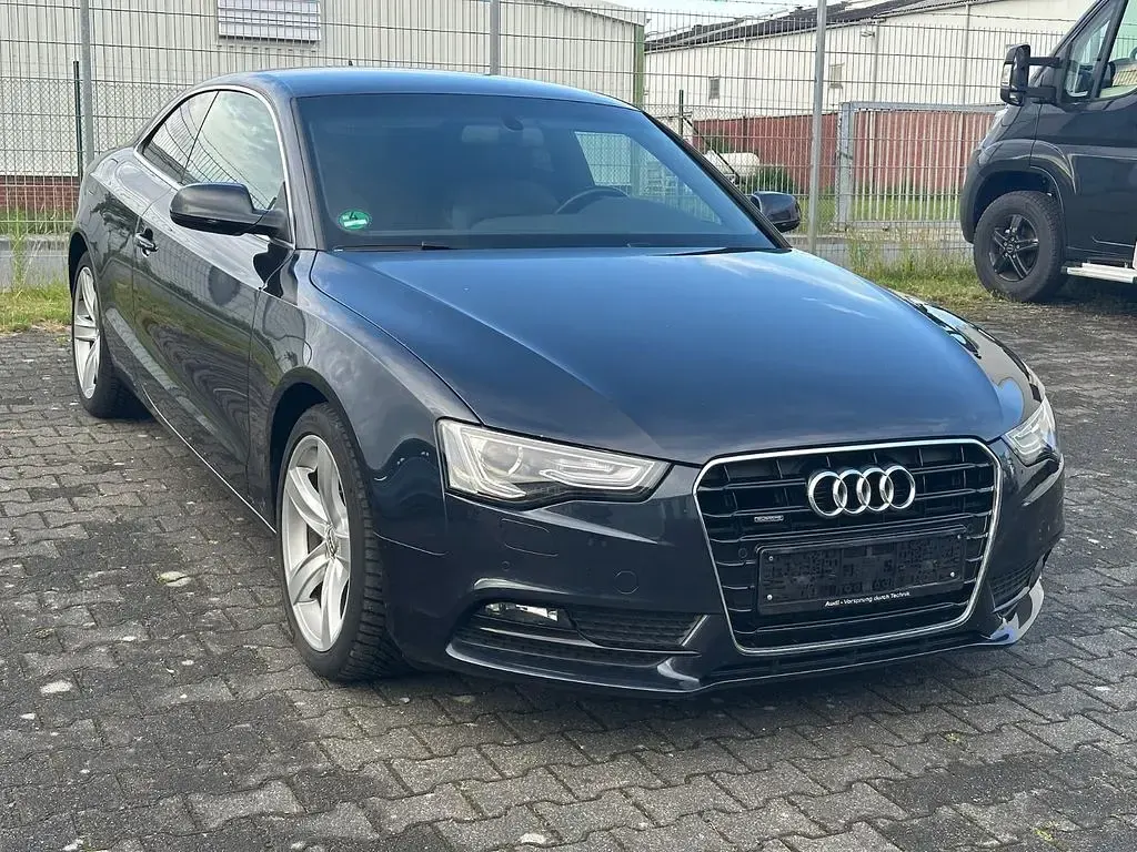 Gebraucht Audi A5 Ambiente 245 PS (180 kW) 2016 Blau Coupé