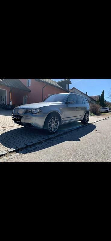 Grau Gebraucht 2007 BMW X3 SUV | 6.100 € (Fairer Preis) - Bild 1/4