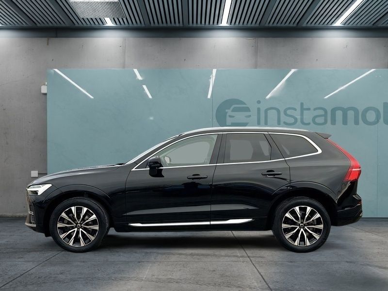 Gebraucht Volvo XC60 Plus 197 PS (144 kW) 2022 Schwarz SUV