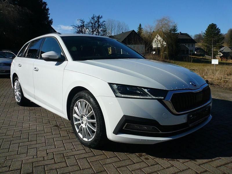 Gebraucht Skoda Octavia Style 150 PS (110 kW) 2020 Weiß Kombi