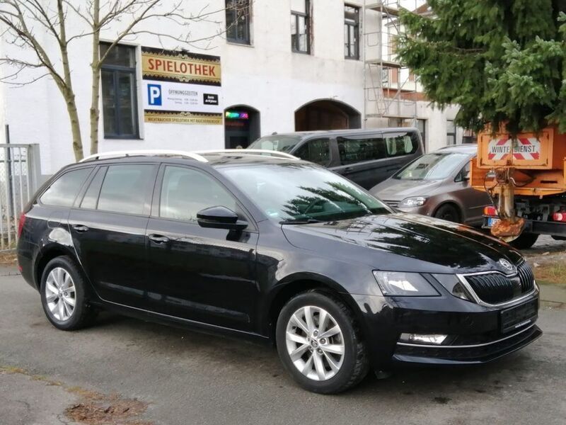 Gebraucht Skoda Octavia Style 190 PS (139 kW) 2019 Schwarz Kombi