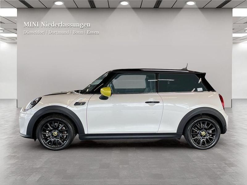 Gebraucht Mini Cooper SE 135 kW (184 PS) 2023 Weiß Kleinwagen