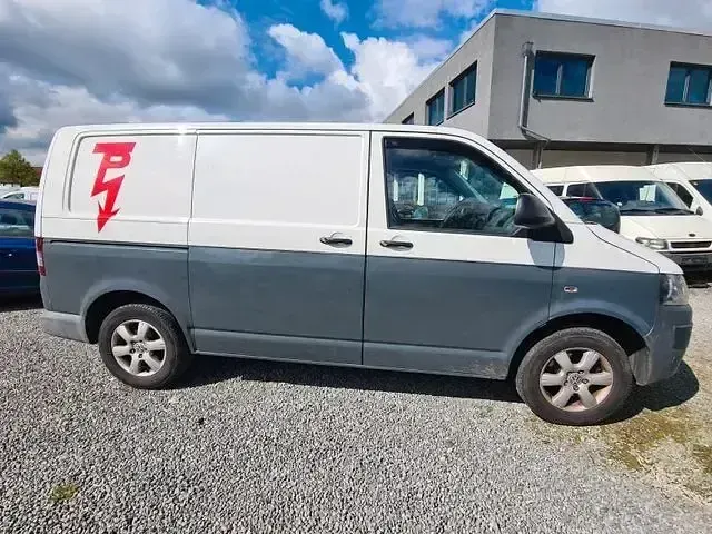 Gebraucht VW T5 84 PS (61 kW) 2011 Weiß Van