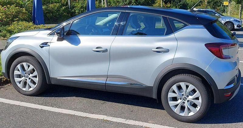 Silber Gebraucht 2022 Renault Captur Intens SUV | 14.150 € (Guter Preis) - Bild 1/4