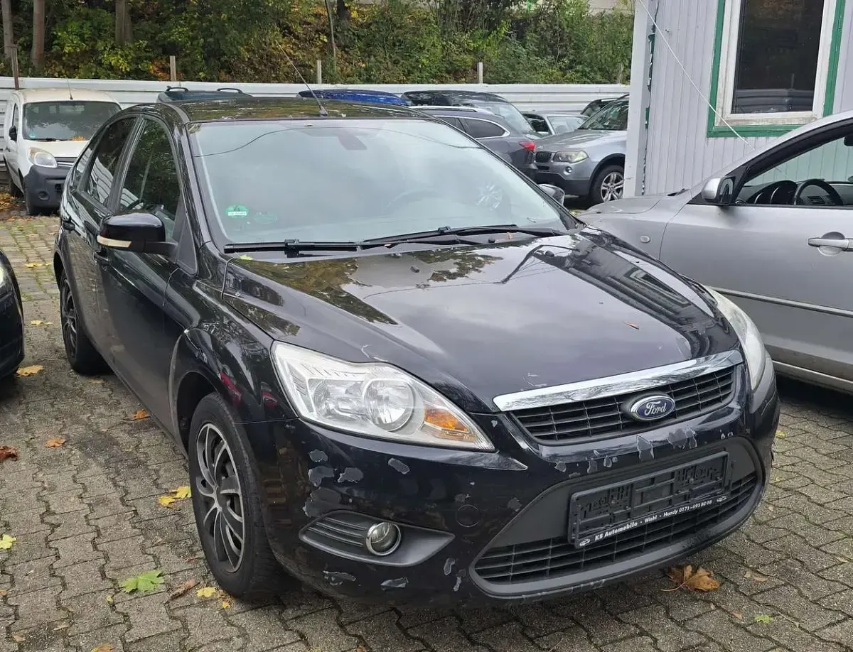 Gebraucht Ford Focus Style 101 PS (74 kW) 2008 Schwarz Kleinwagen