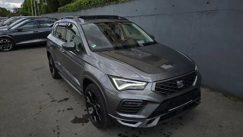 Gebraucht Seat Ateca FR 150 PS (110 kW) 2023 Grau SUV