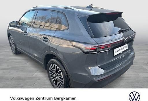 Gebraucht VW Tiguan Life 204 PS (150 kW) 2025 Grau SUV