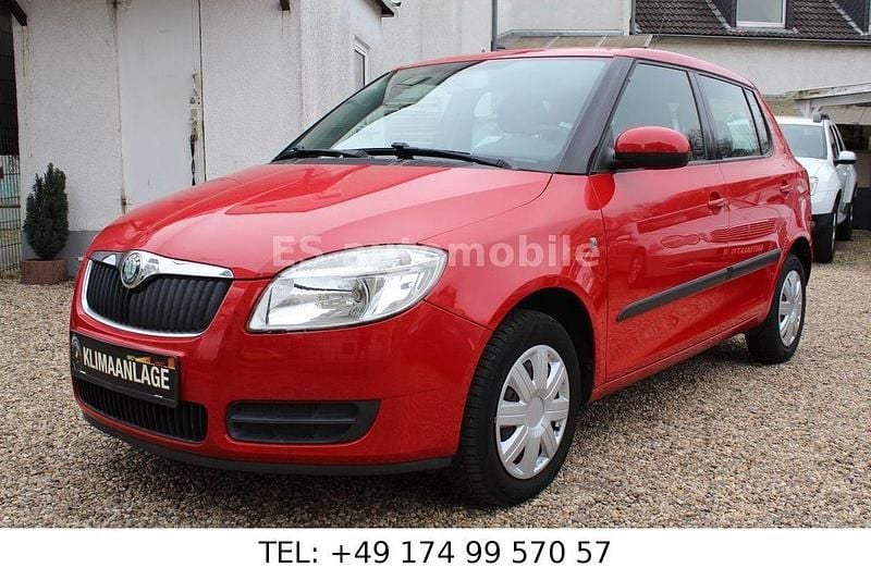 Gebraucht Skoda Fabia Ambiente 60 PS (44 kW) 2007 Cervena corrida/corrida rot Limousine