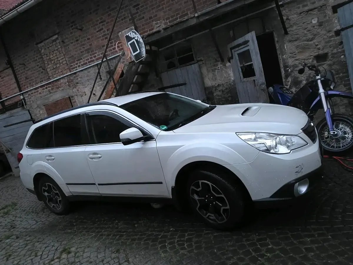 Occasion Subaru Outback 150 ch (110 kW) 2012 Blanc Break