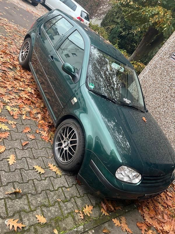 Gebraucht VW Golf IV 101 PS (74 kW) 1999 Grün Kleinwagen