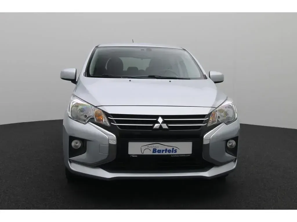 Gebraucht Mitsubishi Space Star Select+ 71 PS (52 kW) 2022 Silber Kleinwagen