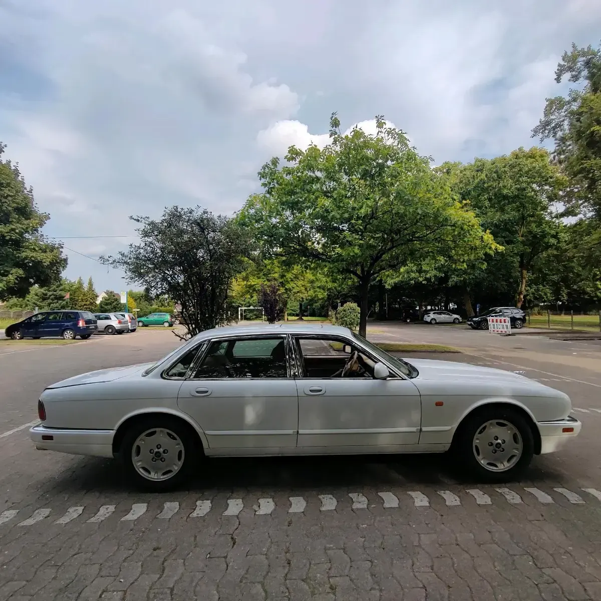 Gebraucht Jaguar X300 240 PS (176 kW) 1997 Weiß Limousine