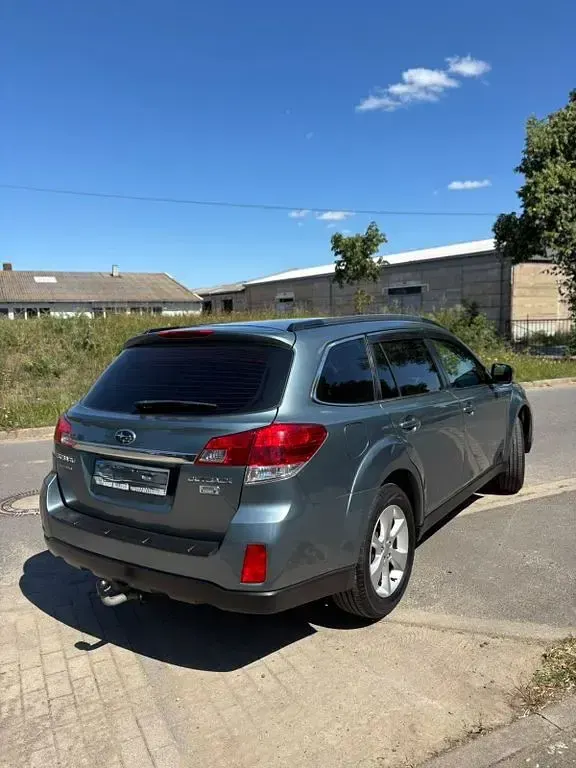 Gebraucht Subaru Outback Comfort 150 PS (110 kW) 2013 Grün Kombi