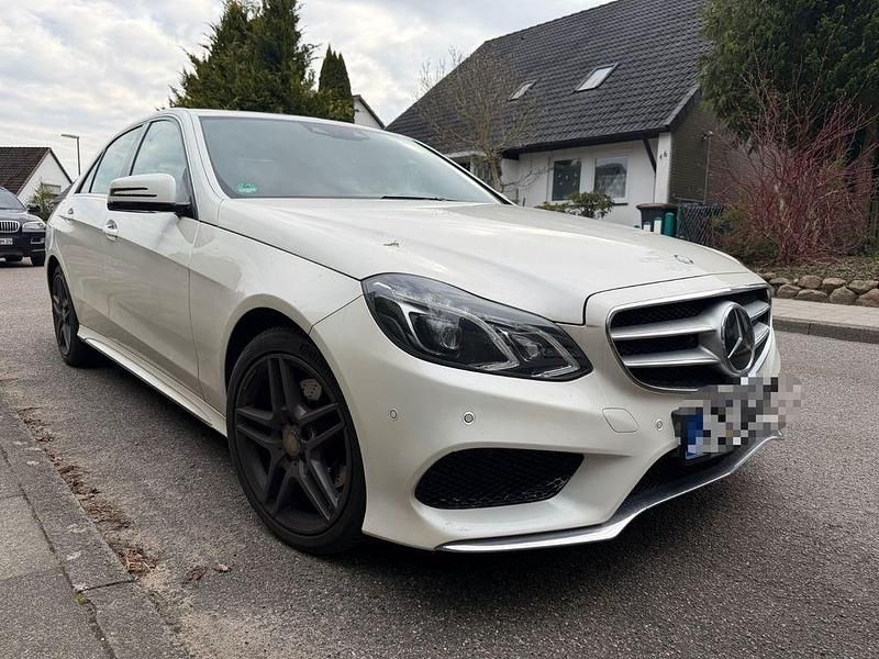 Second-hand Mercedes E250 204 CP (150 kW) 2014 Alb Berlinǎ