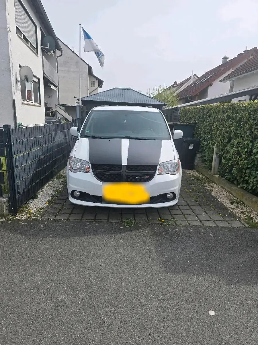 Używany Dodge Grand Caravan 287 KM (211 kW) 2018 Biały Minivan