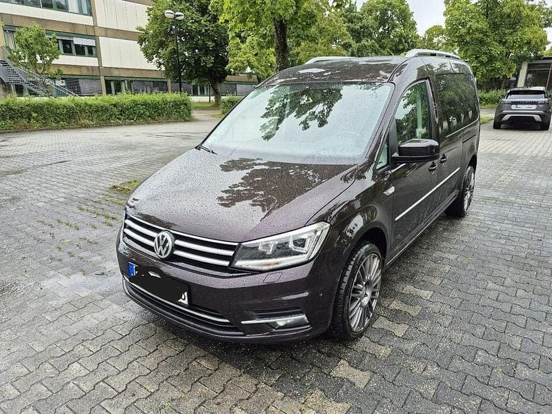 Gebraucht 2017 VW Caddy Maxi Highline Van / Kleinbus | 25.400 € (Teuer) - Bild 1/4