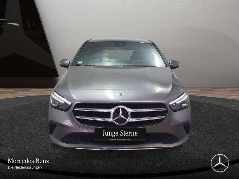 Gebraucht Mercedes E250 Progressive 160 PS (117 kW) 2021 Grau Limousine