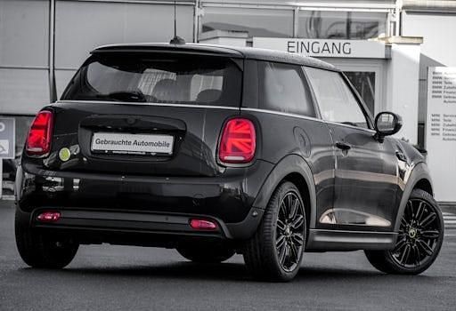 Gebraucht Mini Cooper SE Classic 135 kW (184 PS) 2022 Schwarz Kleinwagen