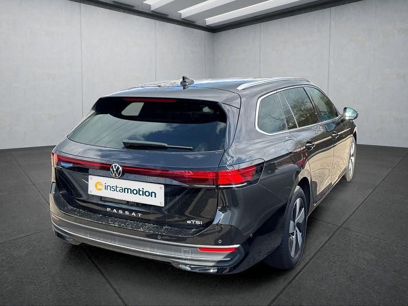 Gebraucht VW Passat 150 PS (110 kW) 2025 Schwarz Kombi