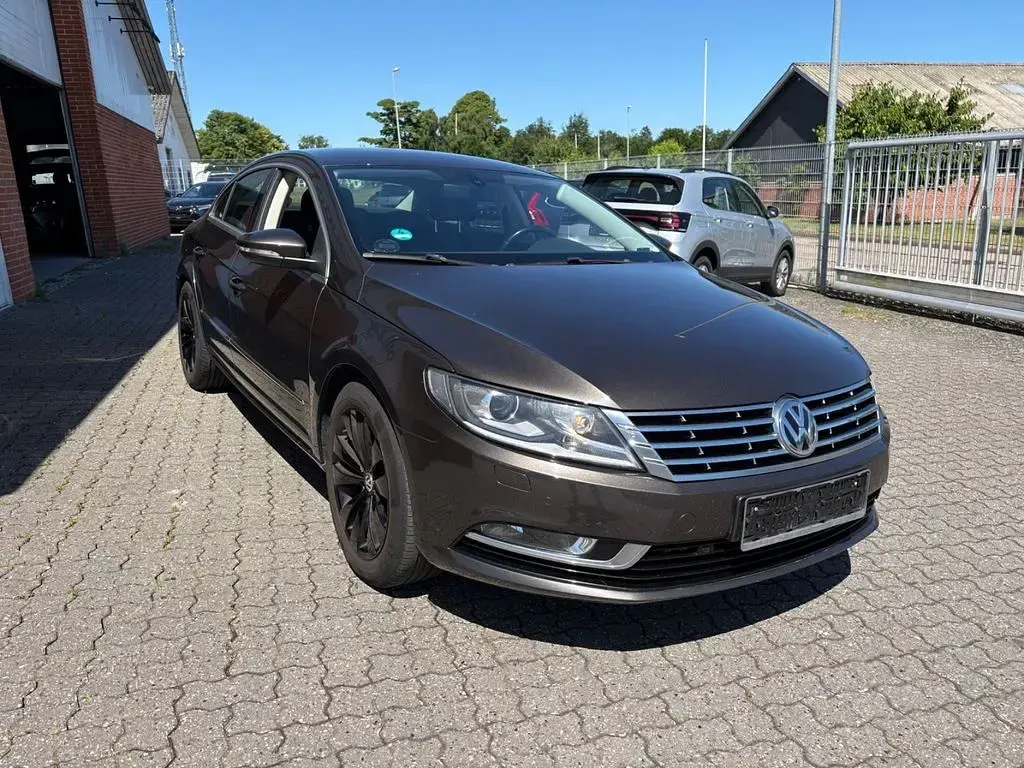Gebraucht VW CC Basis 140 PS (102 kW) 2014 Braun Limousine