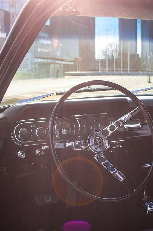 Second-hand Ford V8 275 CP (202 kW) 1966 Negru Coupe