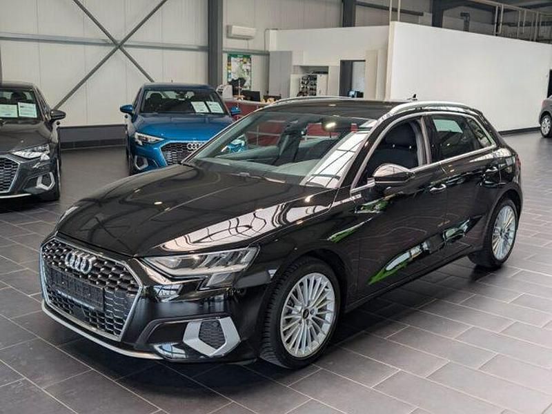 Andere Gebraucht 2022 Audi A3 Advanced Limousine | 23.900 € (Fairer Preis) - Bild 1/4