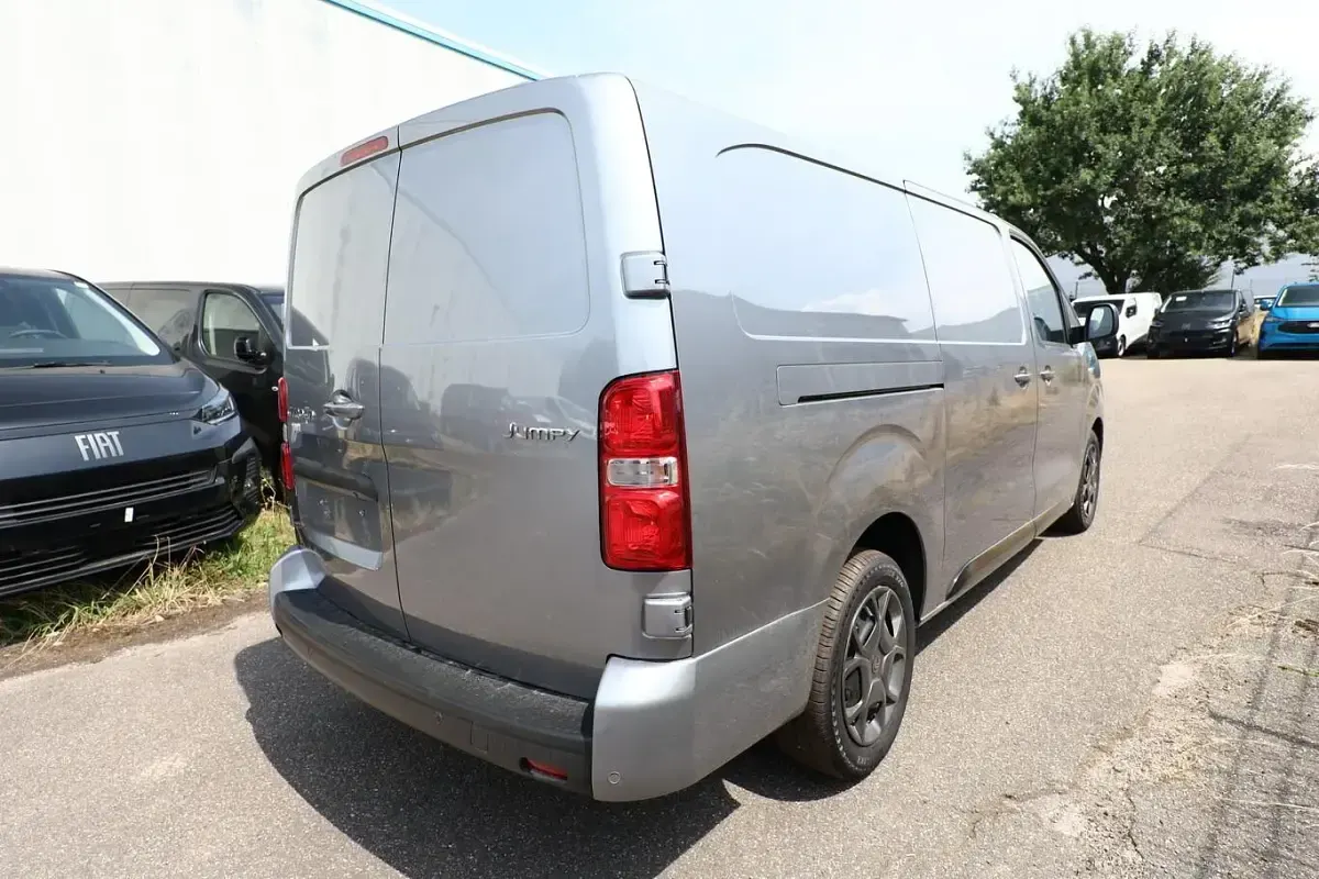 Neu Citroën Jumpy Style 179 PS (131 kW) 2026 Artense grau metallic Van / Kleinbus