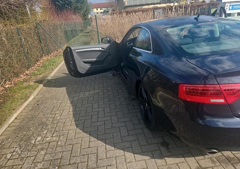 Gebraucht Audi A5 204 PS (150 kW) 2012 Andere farben Coupé